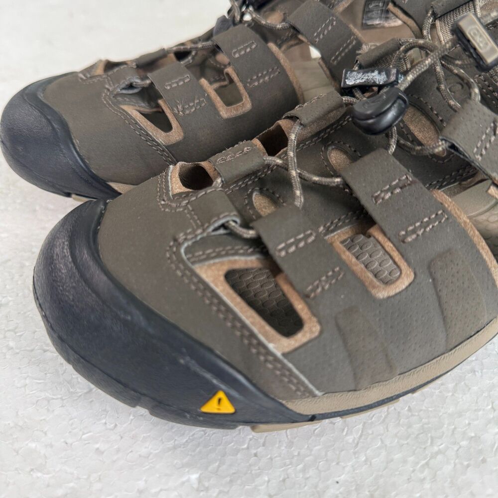 Keen Clearwater CNX Sandals Green Cordlock Round Toe Waterproof Men's Size 9.5 - Picture 11 of 11